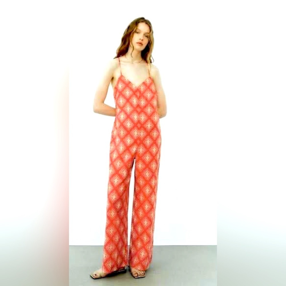 NWT  Zara Women’s Jami Jumpsuit with Zipper Wide Leg Boho Terracotta Color sizes